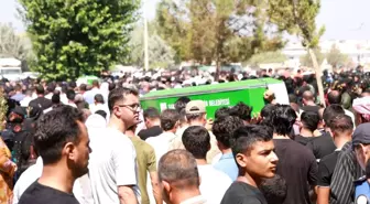 Sivas'ta Minibüs Kazasında Hayatını Kaybeden Tarım İşçileri Defnedildi