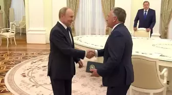 Putin ve Trump'ın Temsilcisi Arasında Yapıcı Görüşme