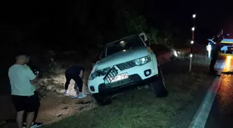 Tekirdağ'da Sağanak Sonrası Kamyonet Takla Attı: 2 Yaralı
