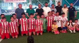 Simav'da Yaz Kur'an Kursları Futbol Turnuvası Sona Erdi