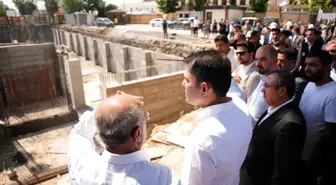 Bakan Kurum'dan Müteahhitlere Vardiya Uyarısı: Malatya'da Çalışmalar 24 Saat Sürecek