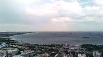 İstanbul'da Fırtına ve Yağış Beraberinde Gökkuşağı Görüntüleri