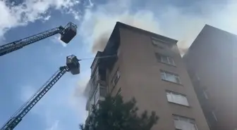 Kadıköy'de 10 Katlı Binada Yangın Çıktı