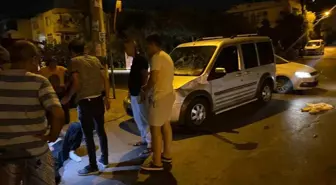 Antalya'da Motosikletli Kurye Kazada Yaralandı