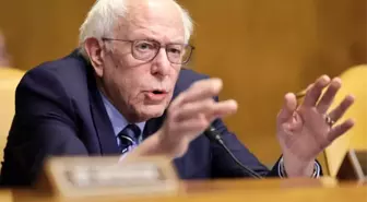 Senatör Bernie Sanders: Biden ve Trump İsrail'i Destekleyerek Yanlış Yolda