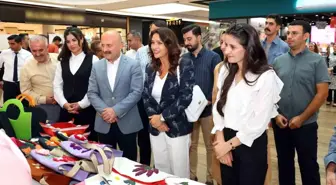 Adıyaman Valisi Osman Varol, Kadın Üreticilerin Sergisini Ziyaret Etti