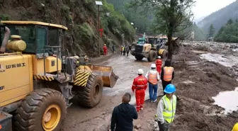 Çin'in Gansu Eyaletinde Sel Faciası: 10 Ölü, 33 Kayıp