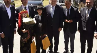 Gençlik ve Spor Bakanı Dr. Osman Aşkın Bak Bitlis'te Yatırım Müjdesi Verdi