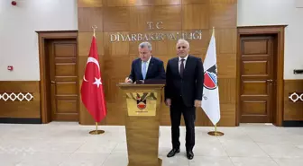Gençlik ve Spor Bakanı Osman Aşkın Bak, Diyarbakır'da