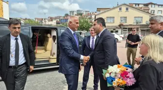 Bakan Ersoy Ereğli'de Esnafı Ziyaret Etti