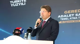 Bakan Tunç: 30 tane AK Parti'li belediyeyle ilgili soruşturma yapılmış