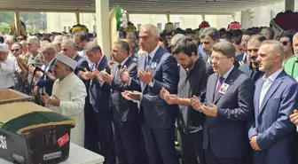 Eski AK Parti İl Başkanı Zeki Tosun Hayatını Kaybetti