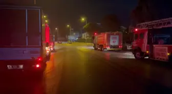 Esenyurt'ta boş fabrikada yangın - 1