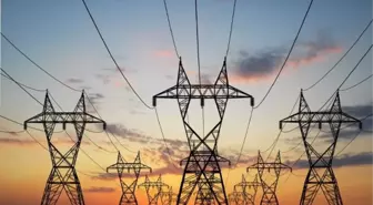 KKTC'de Ana Trafoda Patlama: Elektrik Kesintisi