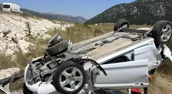 Konya'da Otomobilin Şarampole Devrilmesi Sonucu 5 Yaralı
