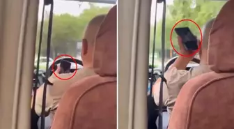 Minibüs şoförü yolculara aldırış etmeden cinsel içerikli film izledi