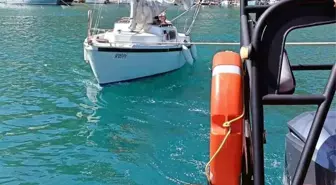 Fethiye'de Arızalanan Yelkenli Tekne Kurtarıldı