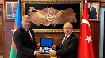 Anadolu Üniversitesi Azerbaycan'da Uluslararası Eğitim İşbirliklerini Geliştiriyor