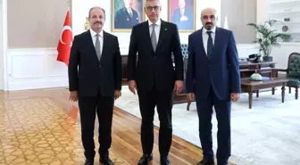 Sağlık-Sen Genel Başkanı Doğan, Sağlık Bakanı ile Toplu Sözleşme Görüşmesi Yaptı