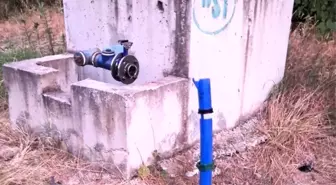 Denizli'de Çiftçi, İzinsiz Sulama Hattını Baltayla Parçaladı