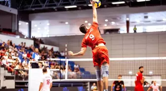 A Milli Erkek Voleybol Takımı, Macaristan'ı 3-0 Mağlup Etti