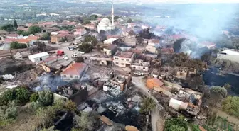 Çanakkale'de Orman Yangını: Evler Küle Döndü