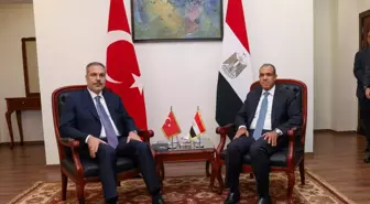Dışişleri Bakanı Hakan Fidan Mısır'da