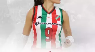 Karşıyaka'da Kaptan Simay Akdağ ile Yollar Ayrıldı