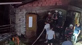 Malatya'da Ahırda Yangın Paniğe Neden Oldu
