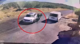 Diyarbakır'da Motosikletin Otomobile Çarpması Sonucu 2 Yaralı