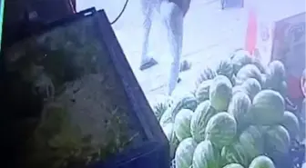 Adana'da Müşteri, Sipariş Getiren Çocuk Çalışanı Darp Etti