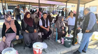 Şuhut'ta Yöresel Ürünler Pazarı'na Yoğun İlgi
