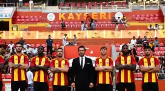 Kayserispor'un Yeni Transferleri Taraftarla Buluştu