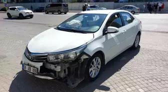 Samsun'da Otomobil-Kamyon Çarpıştı: 3 Yaralı