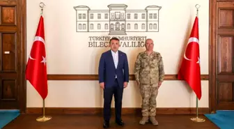 Bilecik Valisi Sözer, Yeni Jandarma Komutanlarını Kabul Etti