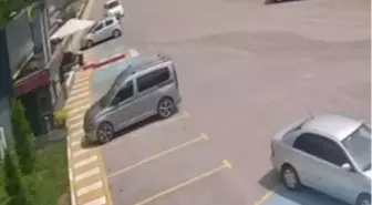 Bolu Dağı'nda Park Halindeki Araca Çarpan Otomobilin Kazası Güvenlik Kamerasında