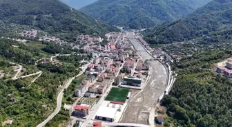 Büyük sel felaketinin 4'üncü yıl dönümü: Bir ilçe yeniden inşa edildi