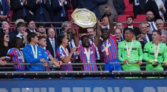 İngiltere'de büyük sürpriz! Liverpool'u yenerek şampiyon oldular