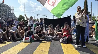 İsviçre'de binlerce kişi Gazze için sokaklara çıktı