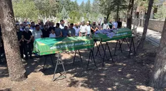 Boğulan İki Kız Kardeş Dualarla Defnedildi