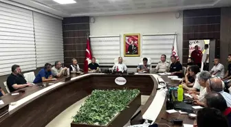 Manisa'da 6.1 Büyüklüğünde Deprem, Kriz Yönetimi Hızla Devreye Alındı