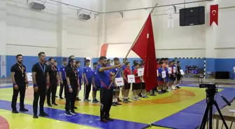Kula'da Anadolu Yıldızlar Ligi Türkiye Güreş Şampiyonası Başladı