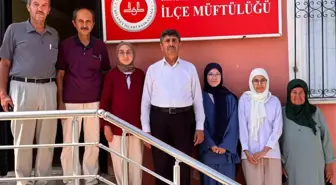 Umre Ödüllü Gençler Kutsal Topraklara Uğurlandı