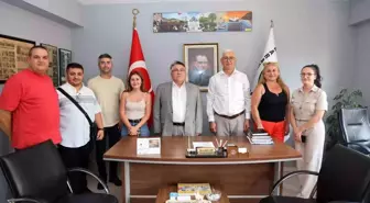 Rektör Özölçer'den Gazetecilere Destek Mesajı