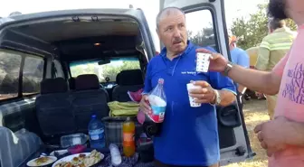 Mudurnu'dan Yangın Ekiplerine Destek: Özçelik Çifti'nden Fedakarlık
