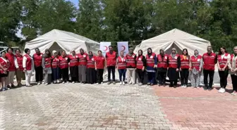 Merhamet Çınarları Kızılay Kadın Gönüllüleri Malazgirt'te