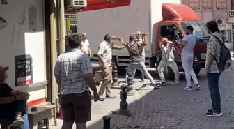 Eskişehir'de Kamyon ve Taksi Yolcusu Arasında Sopalı Kavga