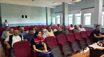 Susuz'da Muhtarlara Mera ve Köy Kanunu Eğitimi Verildi