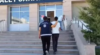 Van'da Göçmen Kaçakçılığı Operasyonu: 11 Organizörden 3'ü Tutuklandı