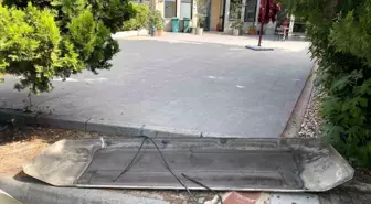İETT Otobüsünden Uçan Havalandırma Kapağı Facianın Eşiğinden Döndü